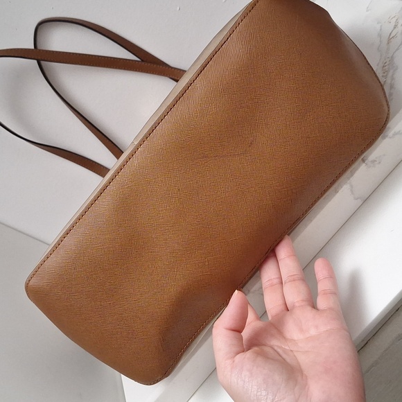 Michael Kors Kempton Tan Nylon Tote - Picture 6 of 12